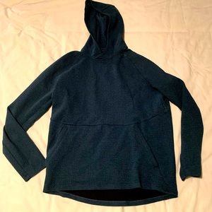 Lululemon mens quarter zip with hoodie and zipper pockets